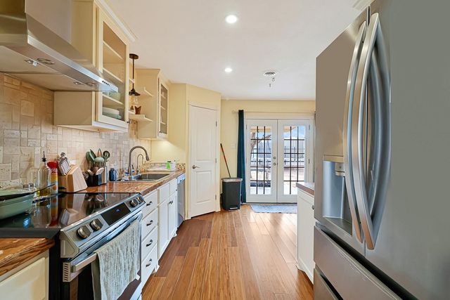 705 NW 4th St, Andrews, TX 79714