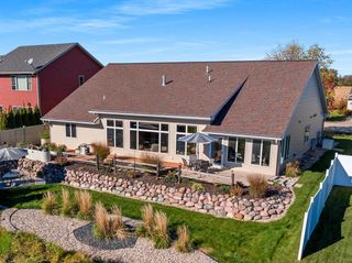 3341 MOCKINGBIRD WAY, Oshkosh, WI 54904