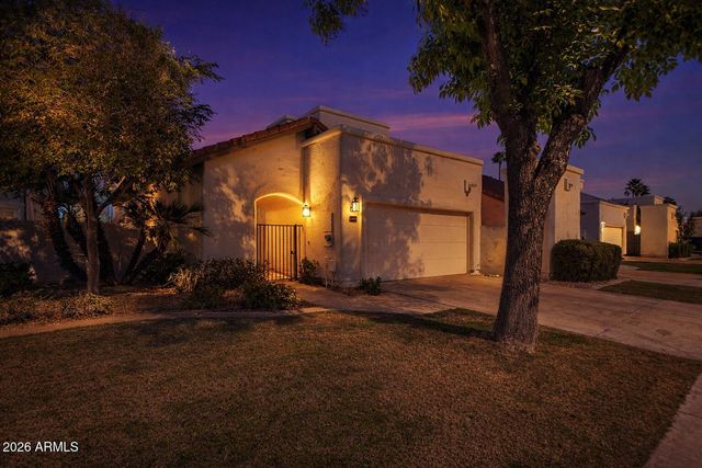 1906 E CALLE DE ARCOS Drive, Tempe, AZ 85284
