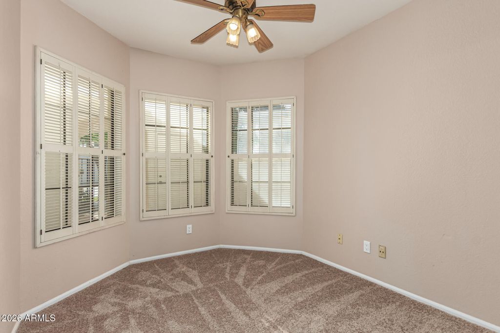 Image 26 of property listing at 1906 E CALLE DE ARCOS Drive, Tempe, AZ 85284