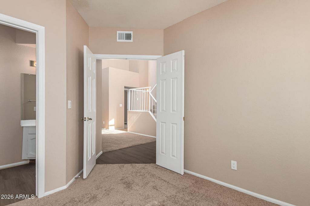 Image 27 of property listing at 1906 E CALLE DE ARCOS Drive, Tempe, AZ 85284