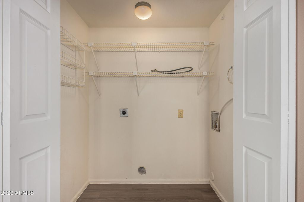 Image 28 of property listing at 1906 E CALLE DE ARCOS Drive, Tempe, AZ 85284