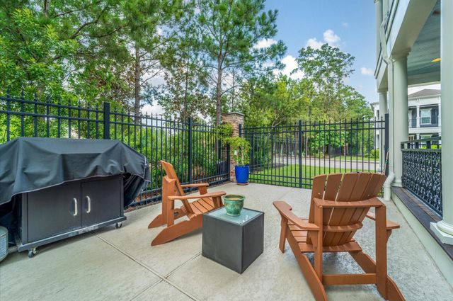 6 Red Harper Drive, Spring, TX 77389