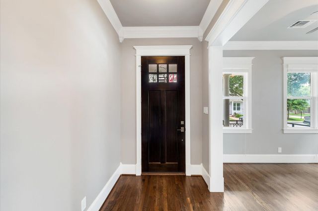 6 Red Harper Drive, Spring, TX 77389