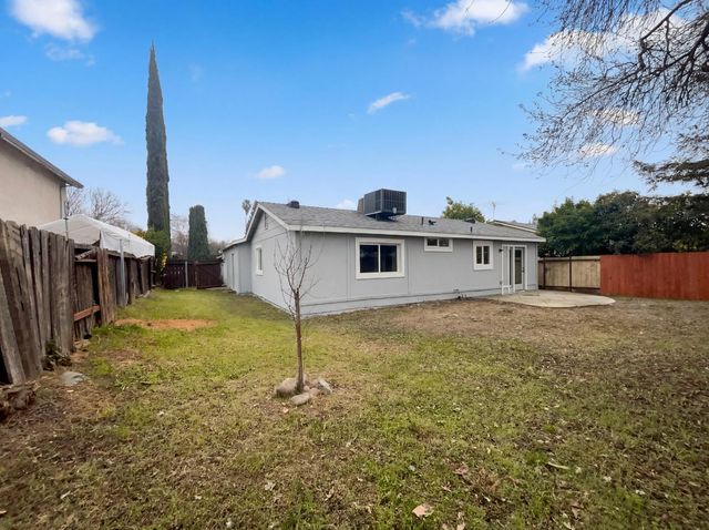 6909 Duckling Way, Sacramento, CA 95842