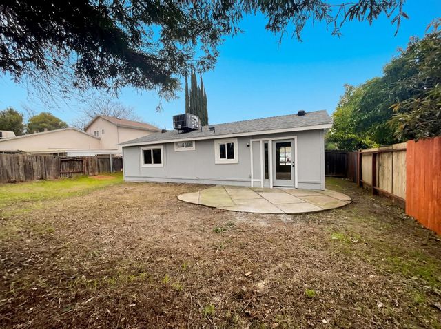 6909 Duckling Way, Sacramento, CA 95842