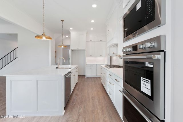 2035 Livingston Way, Hernando, MS 38632