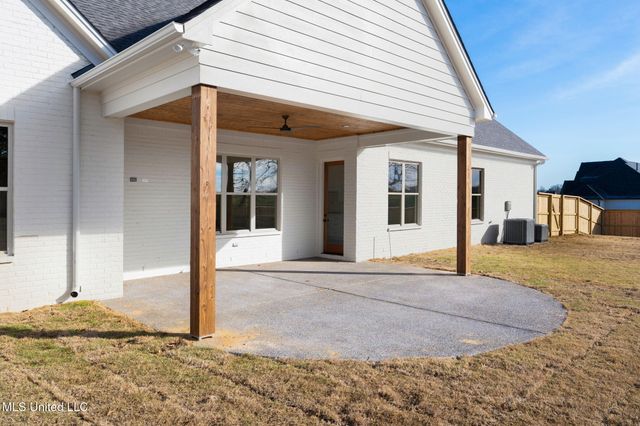 2035 Livingston Way, Hernando, MS 38632