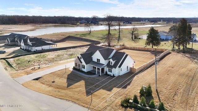 2035 Livingston Way, Hernando, MS 38632