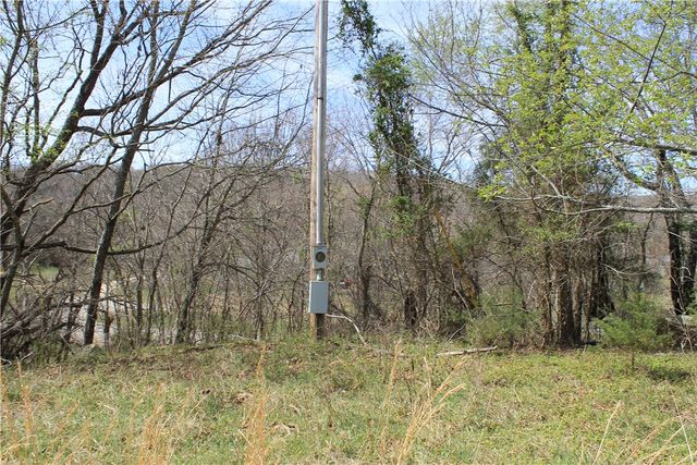 13184 Cove Creek North Road, Prairie Grove, AR 72753
