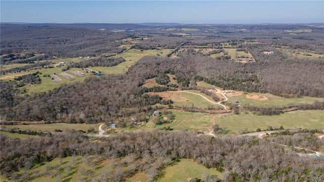 13184 Cove Creek North Road, Prairie Grove, AR 72753