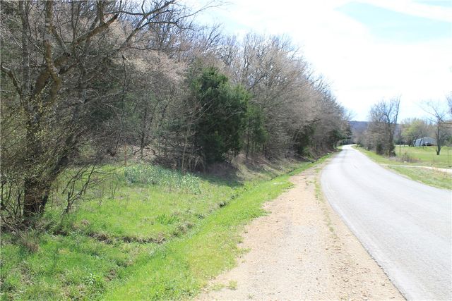 13184 Cove Creek North Road, Prairie Grove, AR 72753