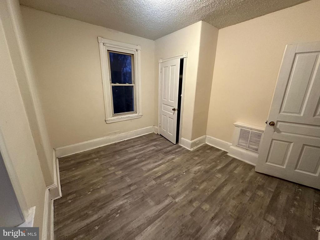 839 E LOCUST AVE, Philadelphia, PA 19138