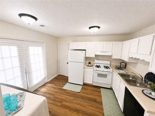 6979 Ling Lane, Austell, GA 30168