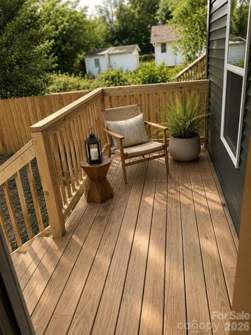 1906 Ashley Road, Charlotte, NC 28208