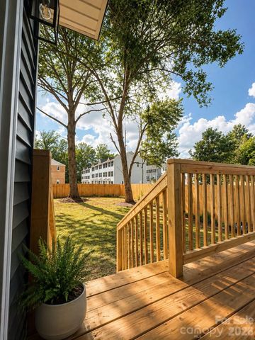 1906 Ashley Road, Charlotte, NC 28208