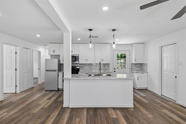7338 Conley Street, Houston, TX 77021