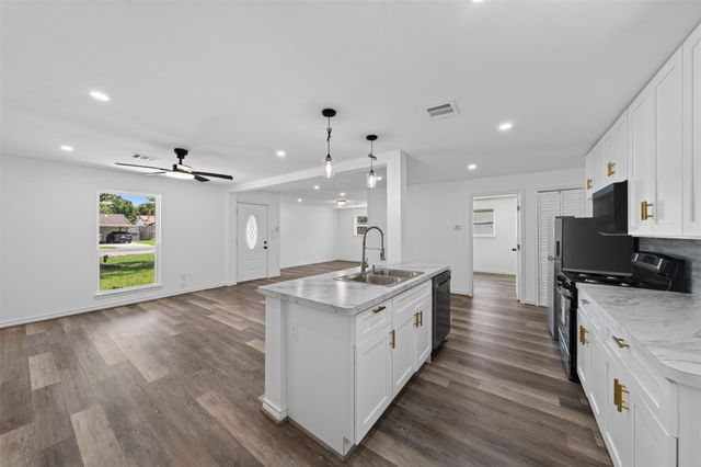 7338 Conley Street, Houston, TX 77021