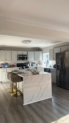 328 Mechanic St, Marlborough, MA 01752