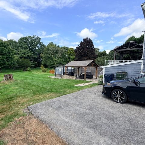 328 Mechanic St, Marlborough, MA 01752
