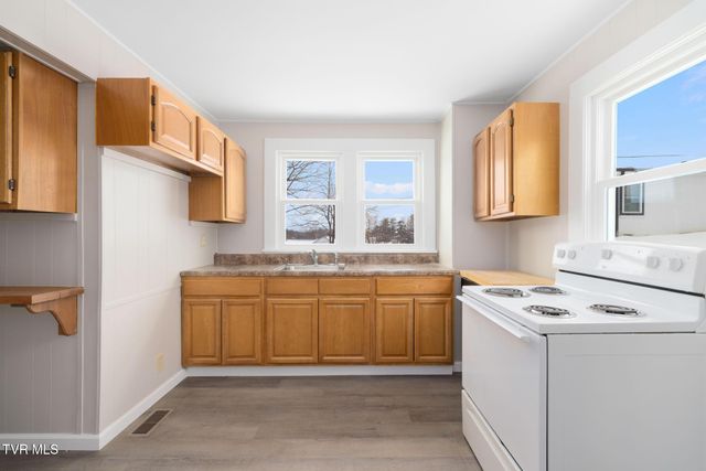 457 East Bernard Avenue, Greeneville, TN 37745