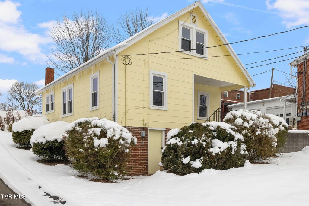 457 East Bernard Avenue, Greeneville, TN 37745