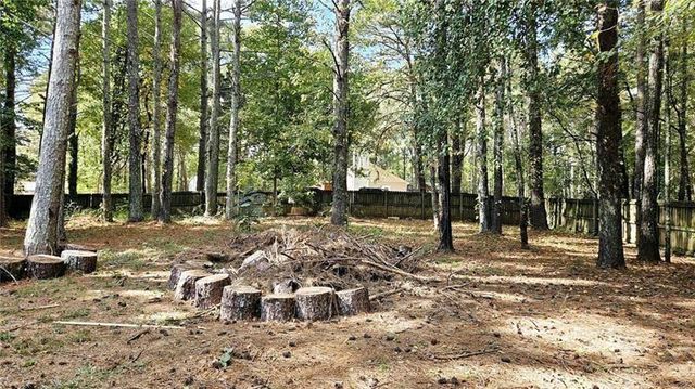 115 BOND Drive, Ellenwood, GA 30294