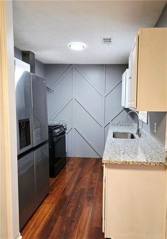 115 BOND Drive, Ellenwood, GA 30294