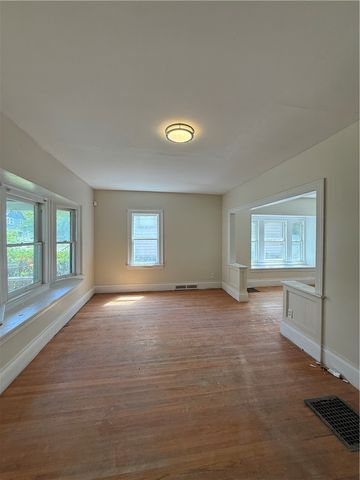 143 Raeburn Avenue, Rochester, NY 14619
