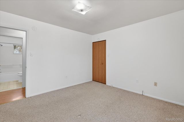 4739 Joan Lane, Hamburg Township, MI 48169