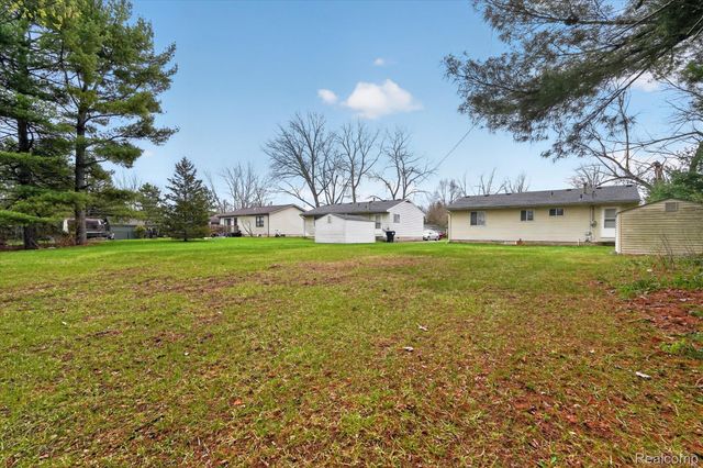 4739 Joan Lane, Hamburg Township, MI 48169