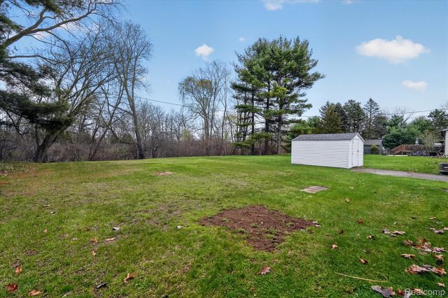 4739 Joan Lane, Hamburg Township, MI 48169