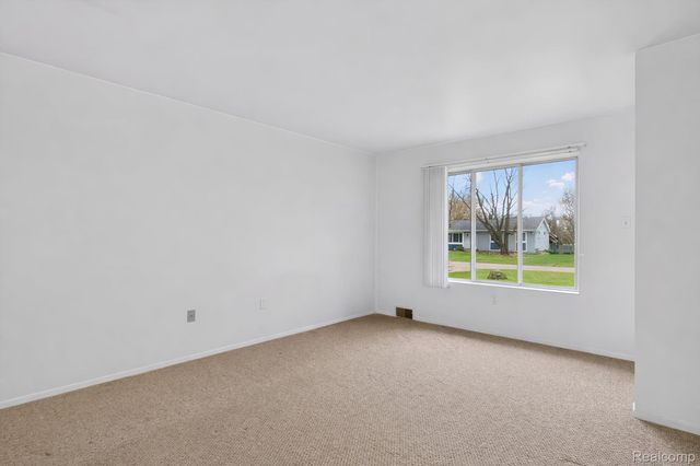 4739 Joan Lane, Hamburg Township, MI 48169