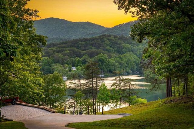 100 Lakeview Drive, Turtletown, TN 37391