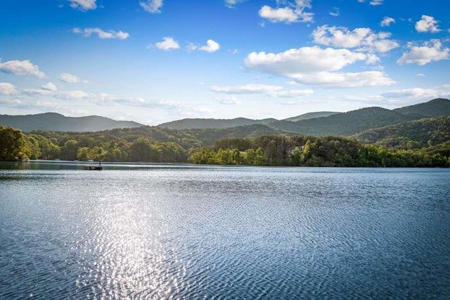 100 Lakeview Drive, Turtletown, TN 37391