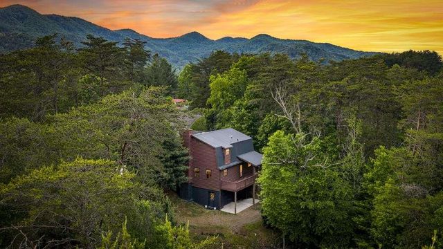 100 Lakeview Drive, Turtletown, TN 37391