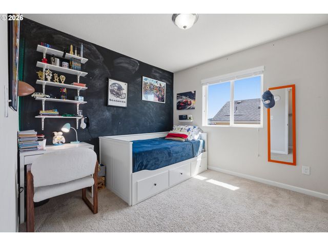 9225 N BOXWOOD St, Camas, WA 98607