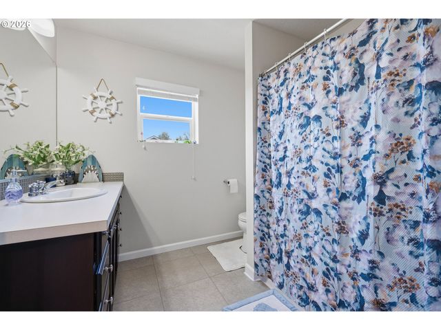 9225 N BOXWOOD St, Camas, WA 98607