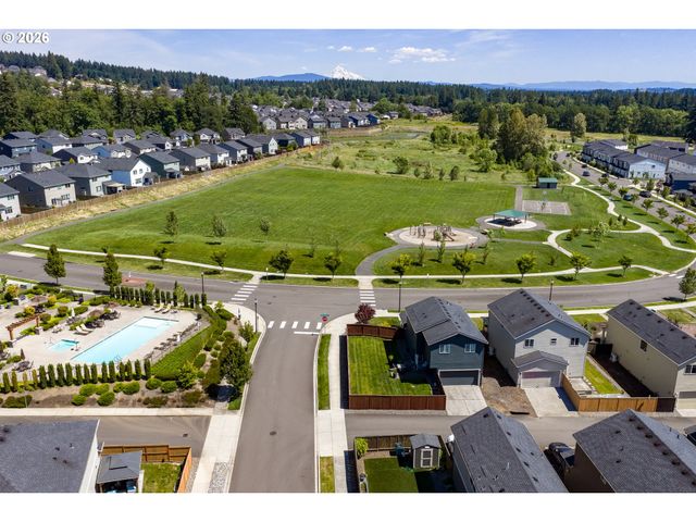 9225 N BOXWOOD St, Camas, WA 98607