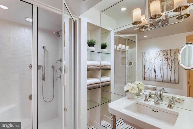 2919 ELLIOTT ST, Baltimore, MD 21224