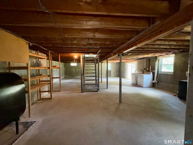 341 Harland Road, Norwich, CT 06360