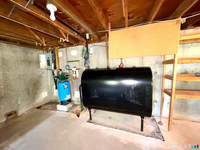 341 Harland Road, Norwich, CT 06360