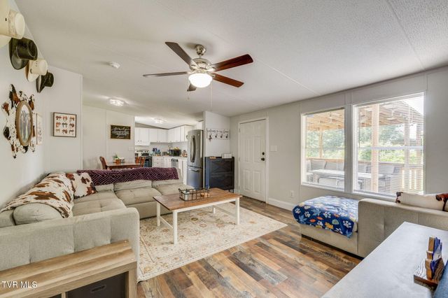 202 Sunrise Drive, Greeneville, TN 37743