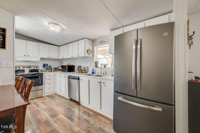 202 Sunrise Drive, Greeneville, TN 37743
