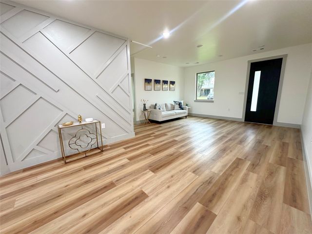 12120 Dandridge Drive, Dallas, TX 75243