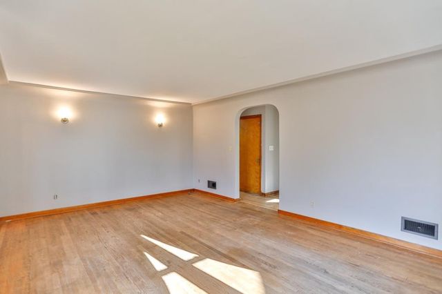 1009 N 7TH AVENUE, Wausau, WI 54401