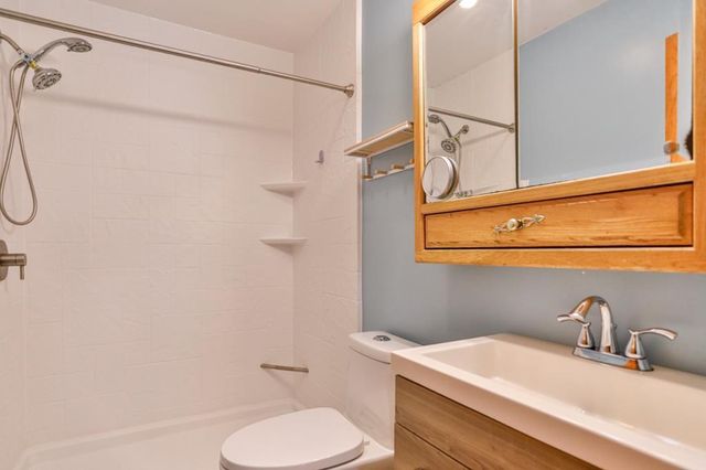 1009 N 7TH AVENUE, Wausau, WI 54401