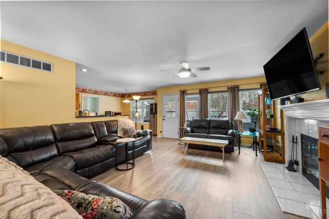 9568 Semaphore Court, West Chester, OH 45069