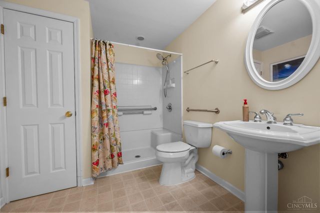 9568 Semaphore Court, West Chester, OH 45069