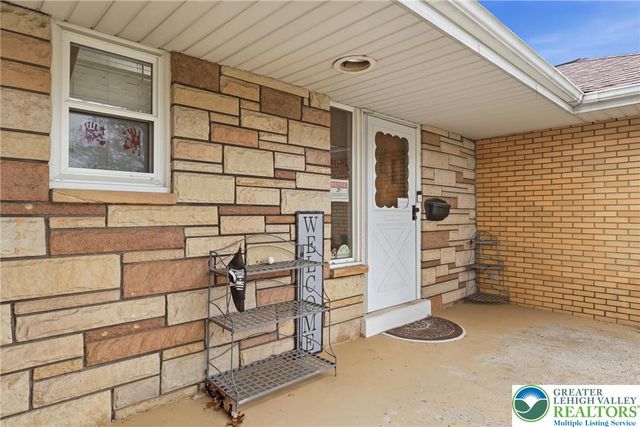 3044 Pennsylvania Street, South Whitehall Twp, PA 18104